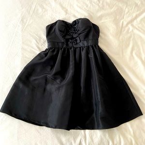 Aqua by Bloomingdale’s little black evening dress. Size 6. Strapless.